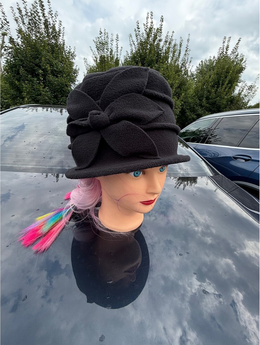 Hats Scarves & More Black Fleece Cloche Hat Bow Detail S-18